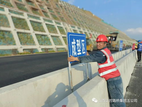 中秋國慶丨在向往的遠(yuǎn)方用堅守慶 團(tuán)圓